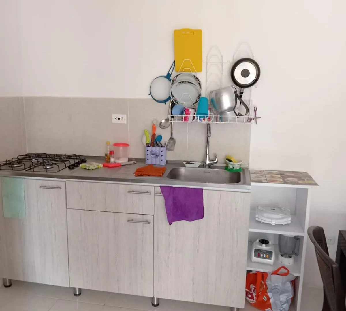 Santa Marta, El Rinconcito Hogareno. Hermoso Apto Y Amplio Con Piscina, Cerca Playa Bello Horizonte. Apartamento